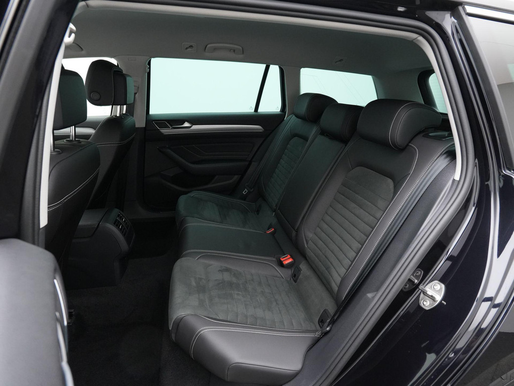 Volkswagen Passat (KNS68N) met abonnement