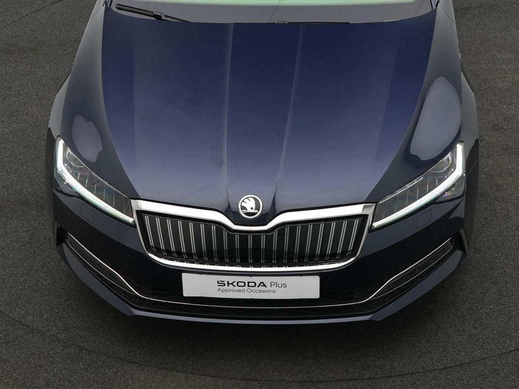 ŠKODA Superb (KNS41P) met abonnement