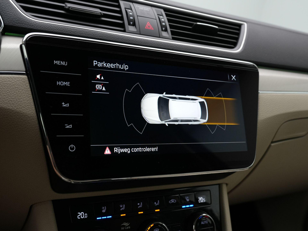ŠKODA Superb (KNS41P) met abonnement