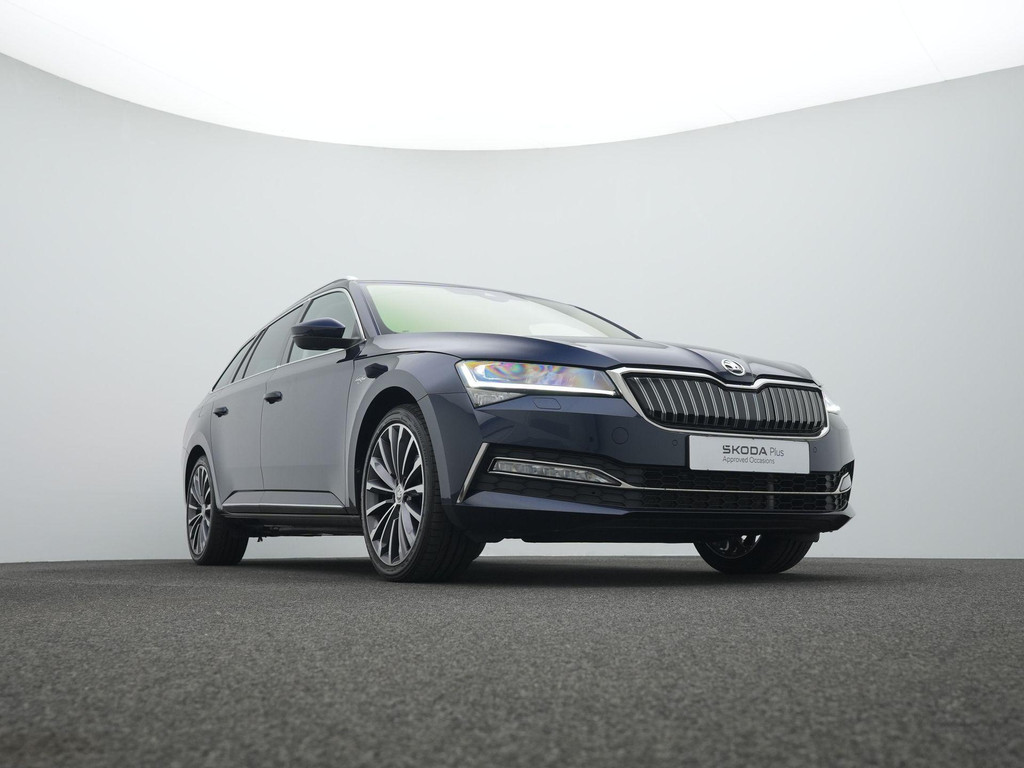 ŠKODA Superb (KNS41P) met abonnement