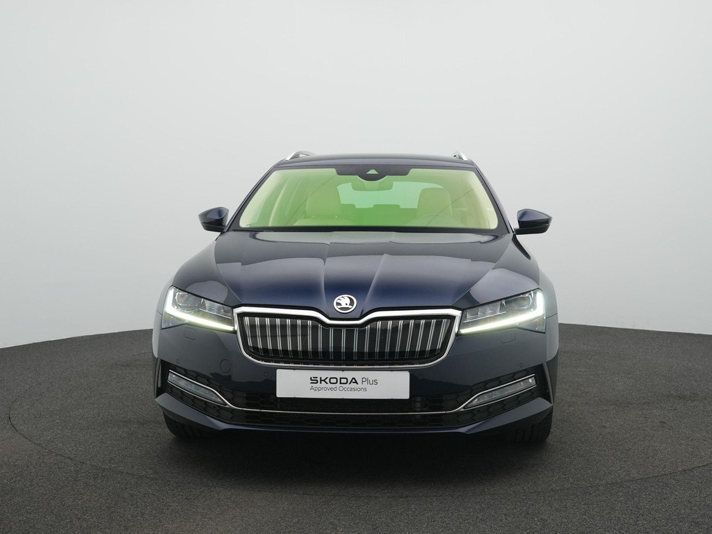 ŠKODA Superb (KNS41P) met abonnement