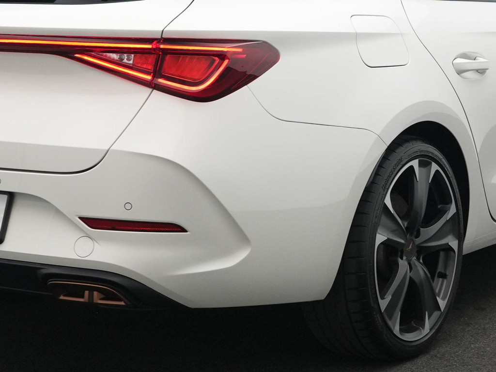 CUPRA Leon Sportstourer (KNS39P) met abonnement