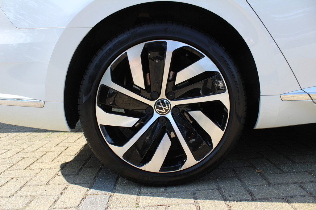 Volkswagen Arteon Shooting Brake (KNN83B) met abonnement