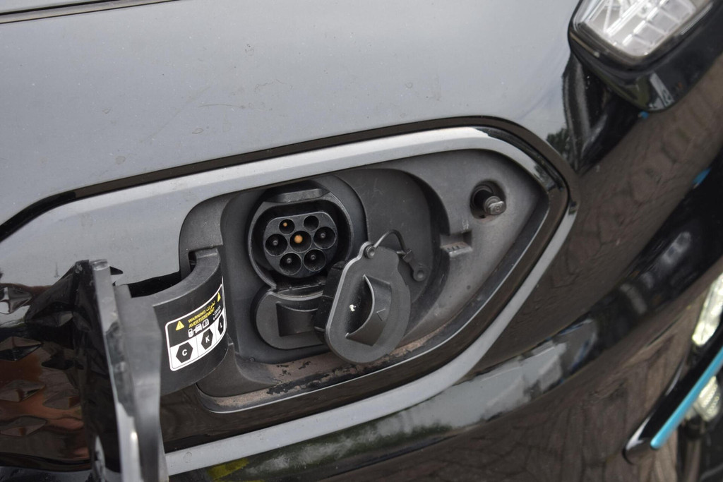 Kia e-Niro (N172DJ) met abonnement