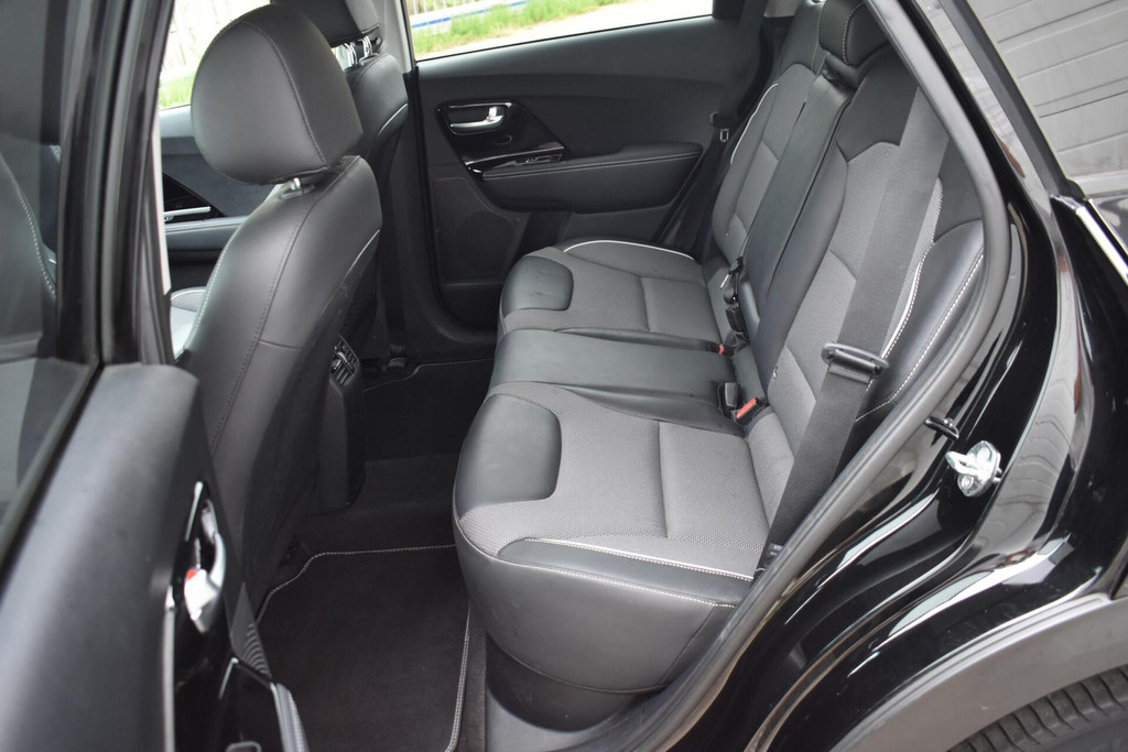 Kia e-Niro (N172DJ) met abonnement