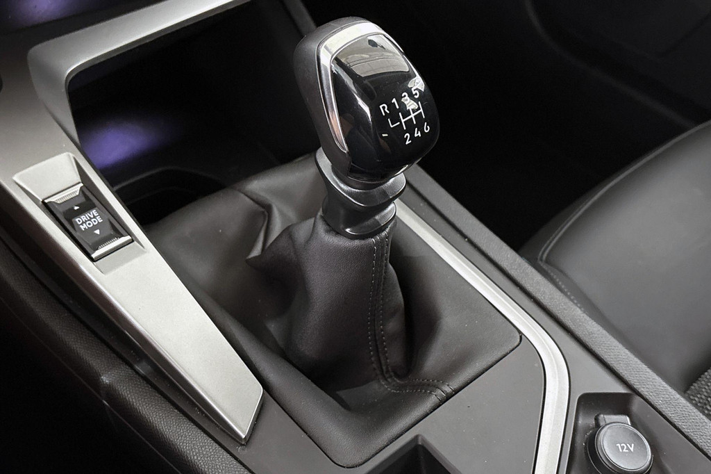 Peugeot 308 (T296XL) met abonnement