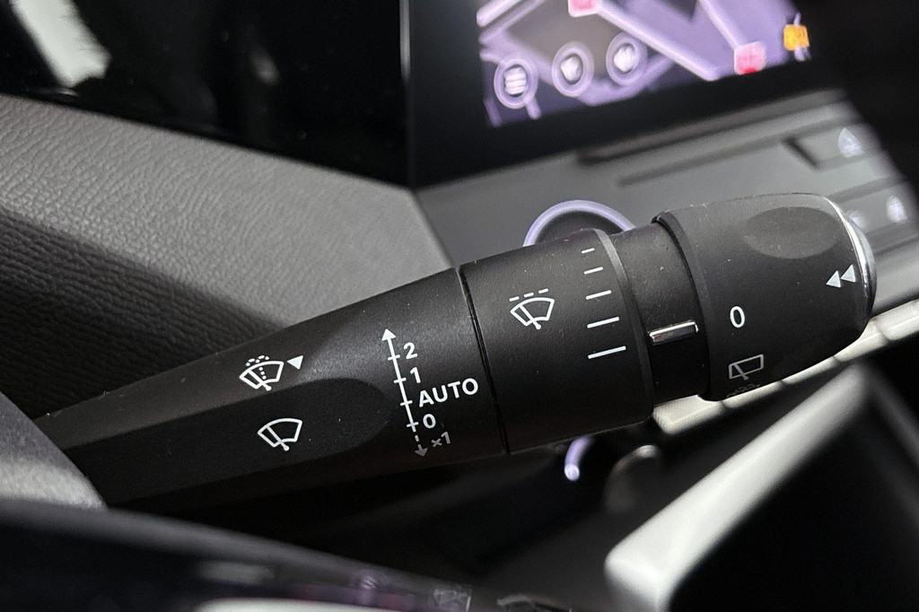 Peugeot 308 (T296XL) met abonnement