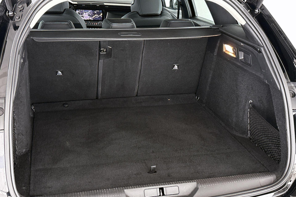 Peugeot 308 (T296XL) met abonnement