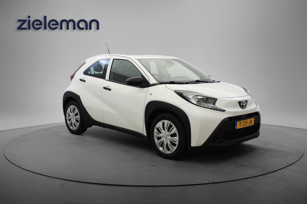 Toyota Aygo X (T731JR) met abonnement