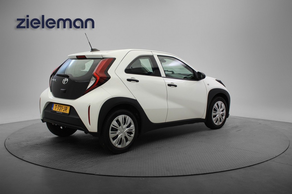 Toyota Aygo X (T731JR) met abonnement