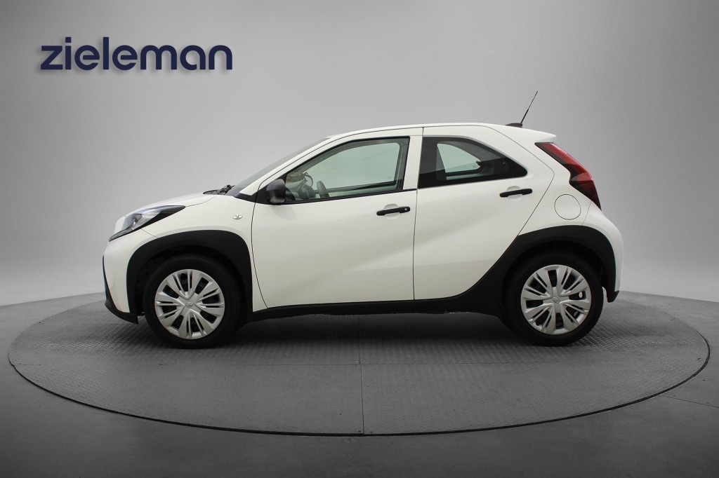 Toyota Aygo X (T731JR) met abonnement