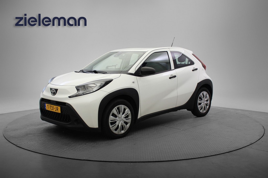 Toyota Aygo X (T731JR) met abonnement