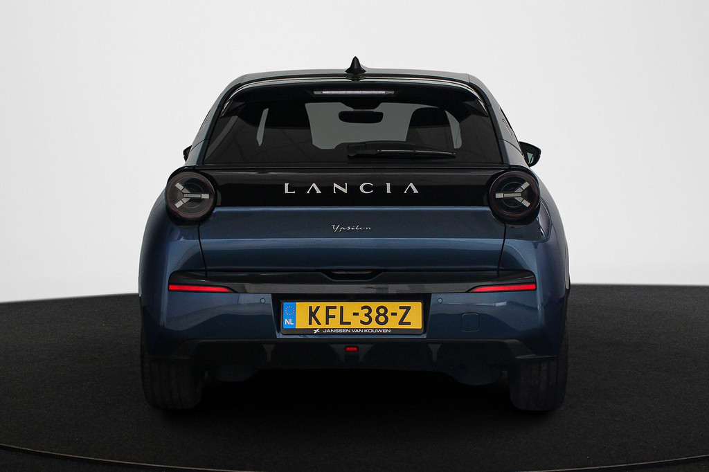 Lancia Ypsilon (KFL38Z) met abonnement