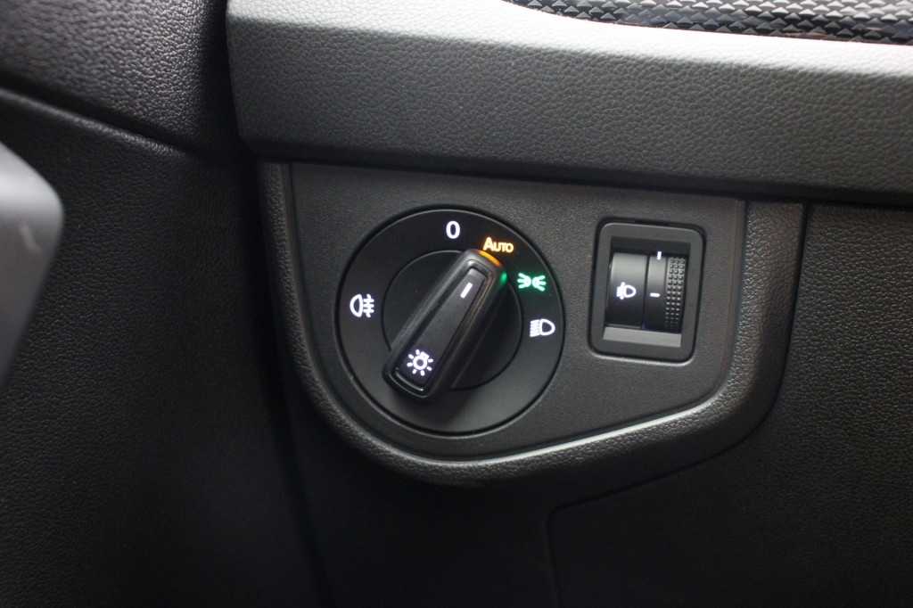Volkswagen Polo (P113RL) met abonnement