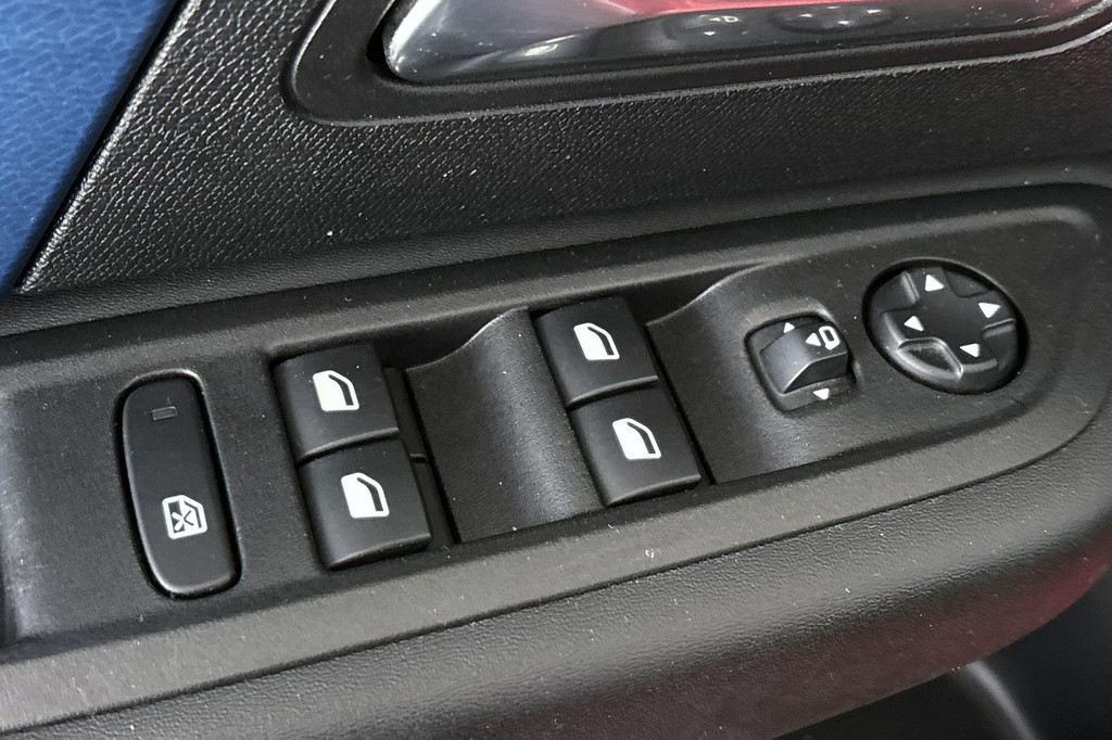 Citroën Ë-C4 (T331DF) met abonnement