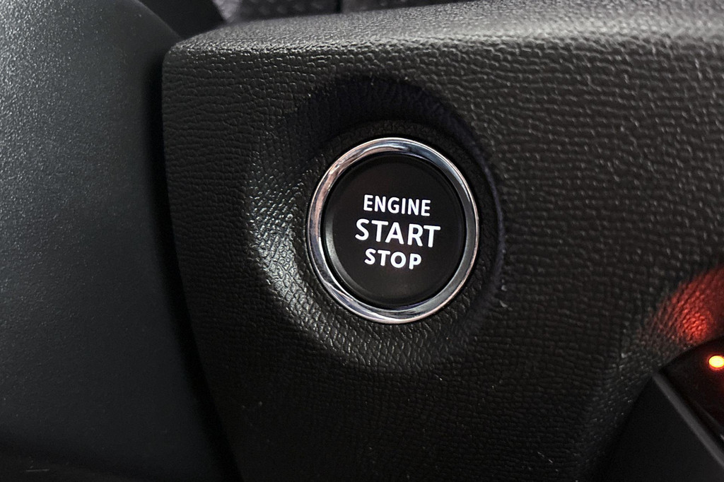 Citroën Ë-C4 (T331DF) met abonnement