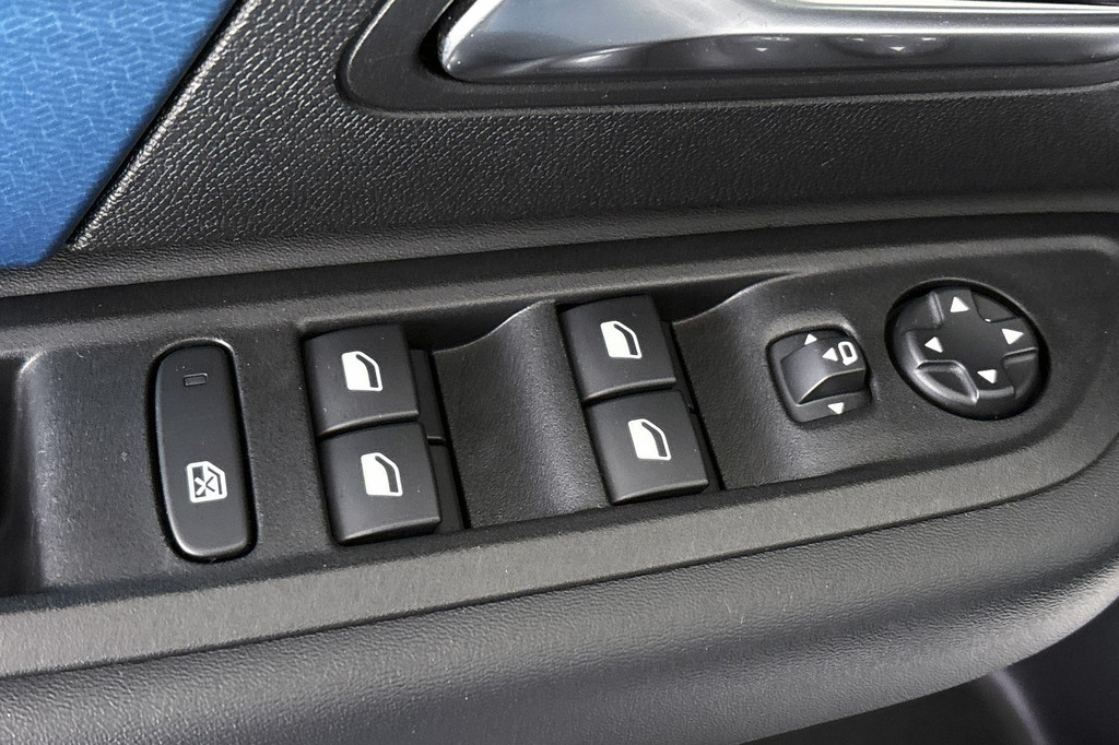 Citroën Ë-C4 (R372KP) met abonnement