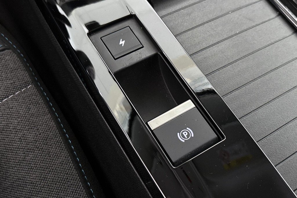 Citroën Ë-C4 (R372KP) met abonnement