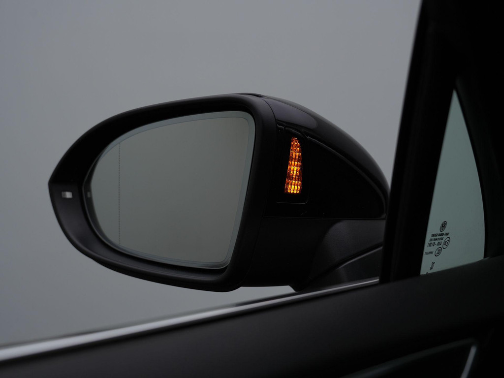 Volkswagen Passat (KNS76N) met abonnement