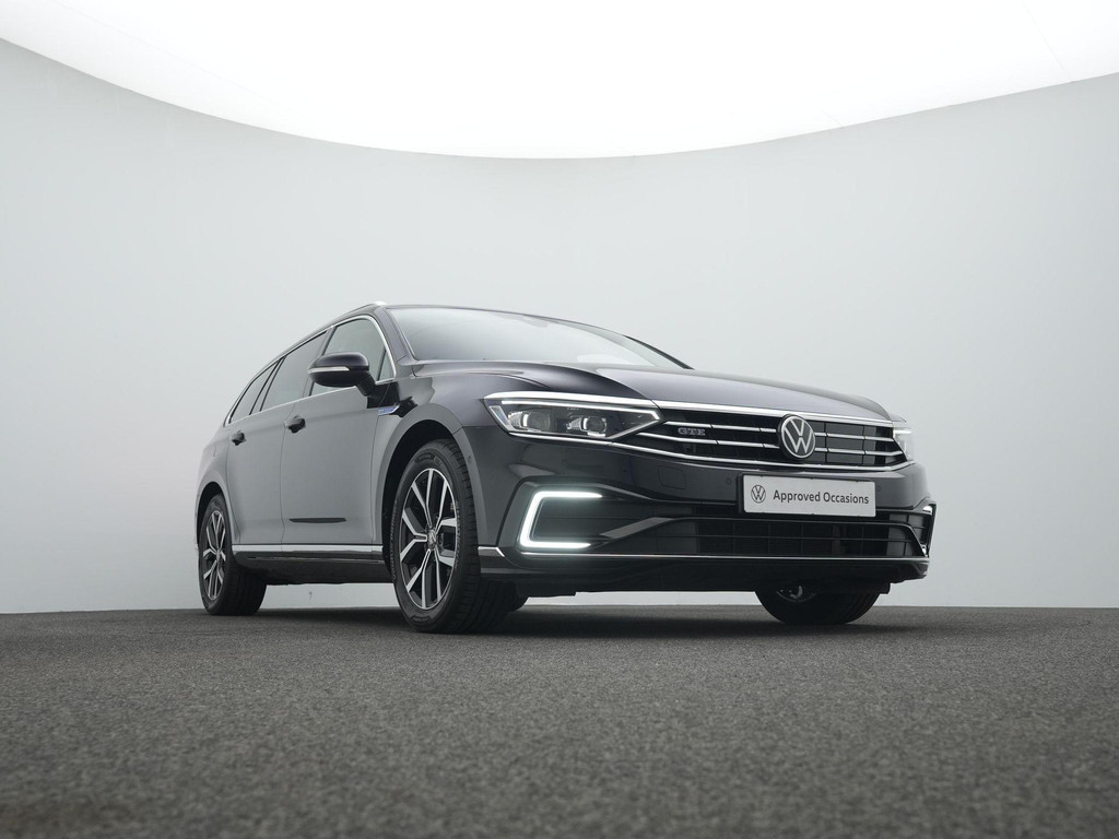 Volkswagen Passat (KNS76N) met abonnement