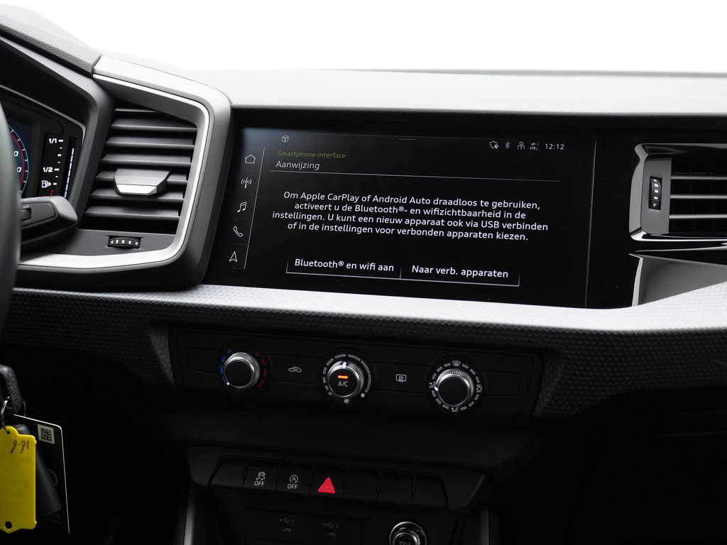 Audi A1 (Z742NF) met abonnement