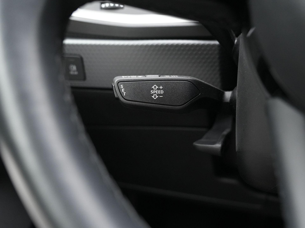 Audi A1 (Z742NF) met abonnement