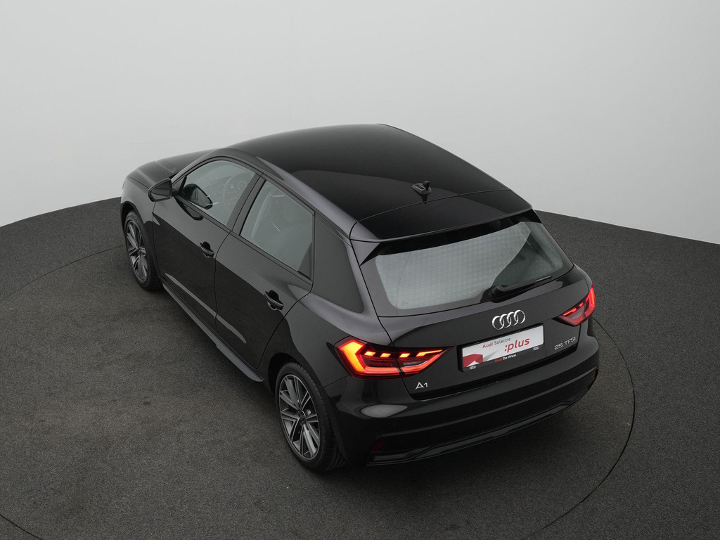 Audi A1 (Z742NF) met abonnement