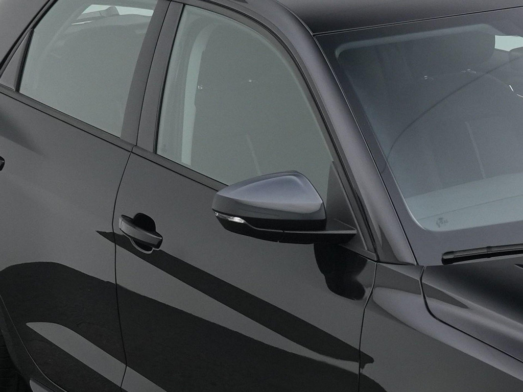 Audi A1 (Z742NF) met abonnement