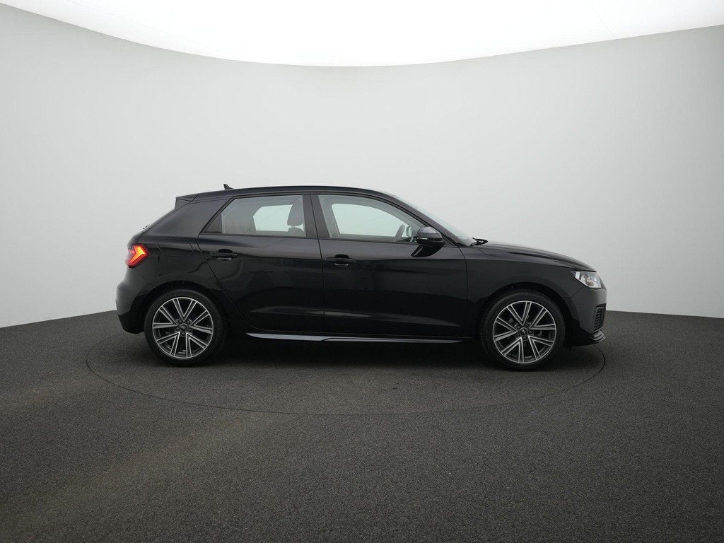 Audi A1 (Z742NF) met abonnement