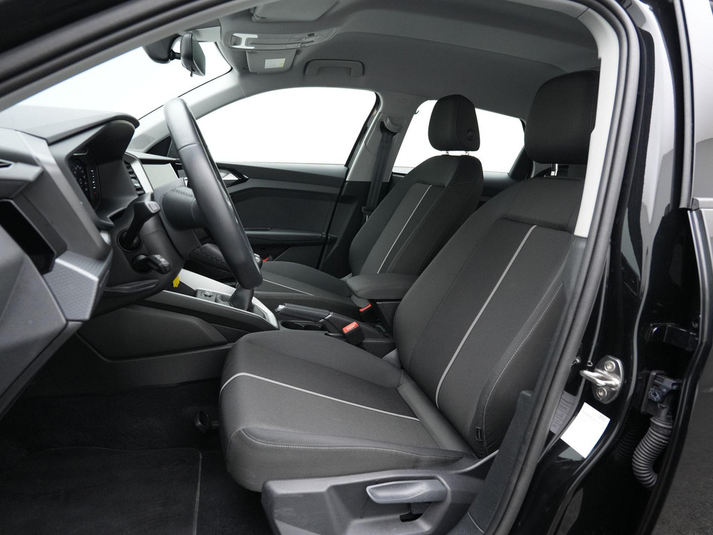 Audi A1 (Z742NF) met abonnement
