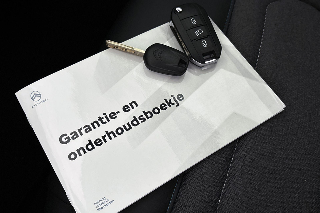 Citroën Ë-C4 (X681TZ) met abonnement