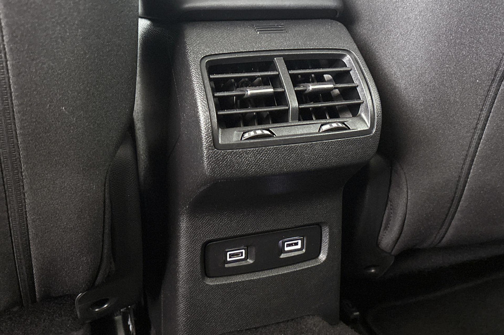 Citroën Ë-C4 (X681TZ) met abonnement