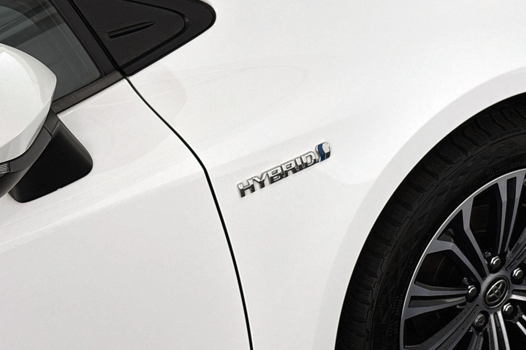 Toyota Corolla Touring Sports (R898GG) met abonnement
