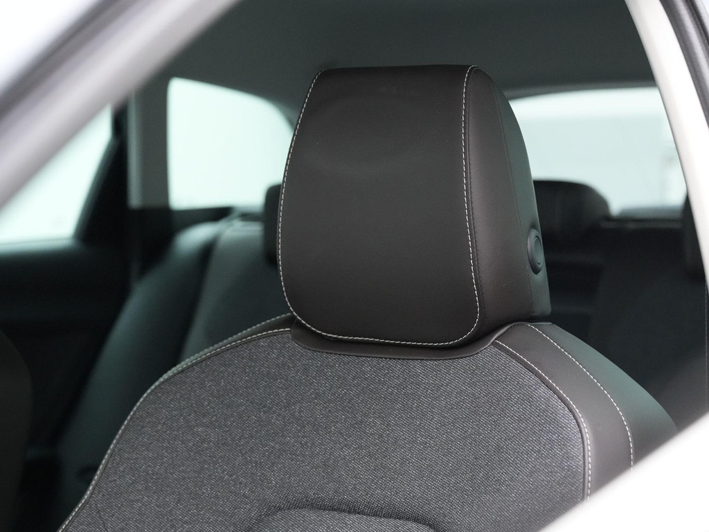 Seat Leon Sportstourer (KKN11H) met abonnement