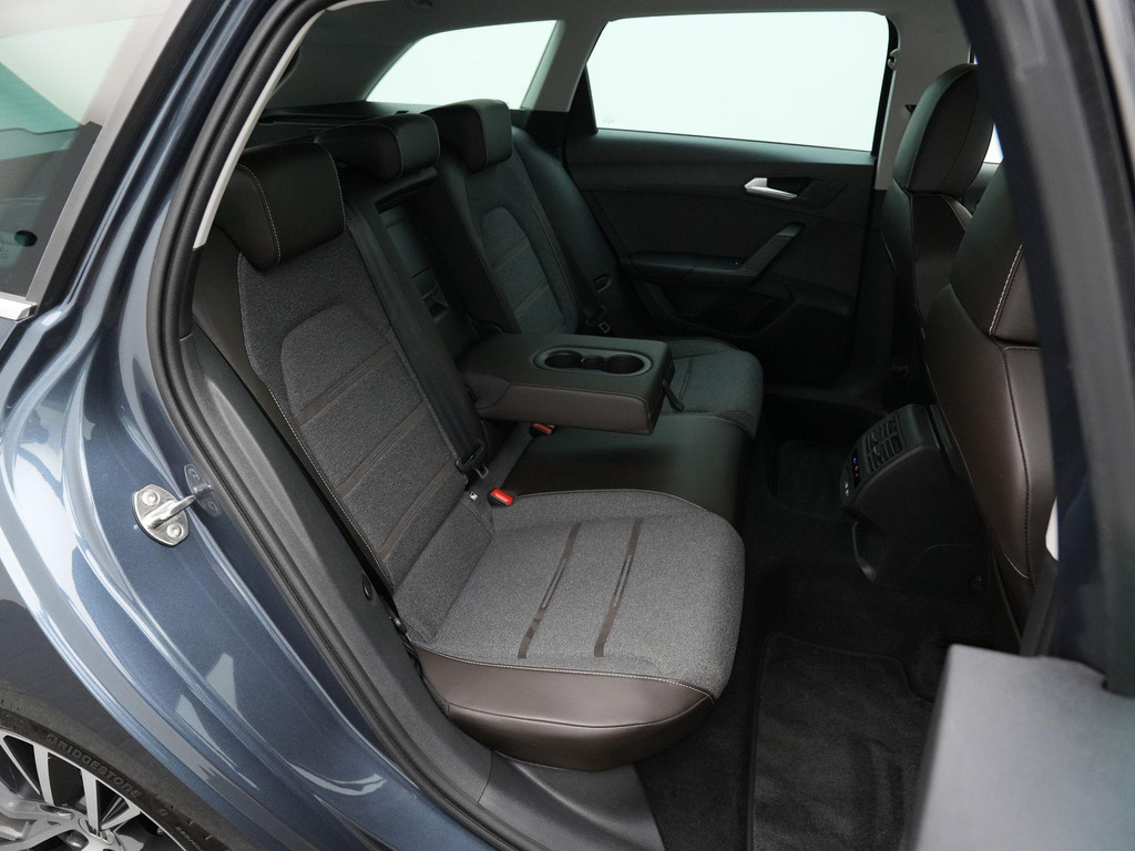 Seat Leon Sportstourer (KKN11H) met abonnement