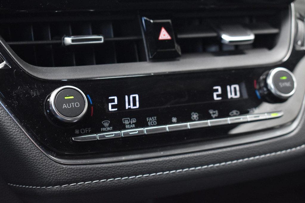 Toyota Corolla Touring Sports (X775FN) met abonnement