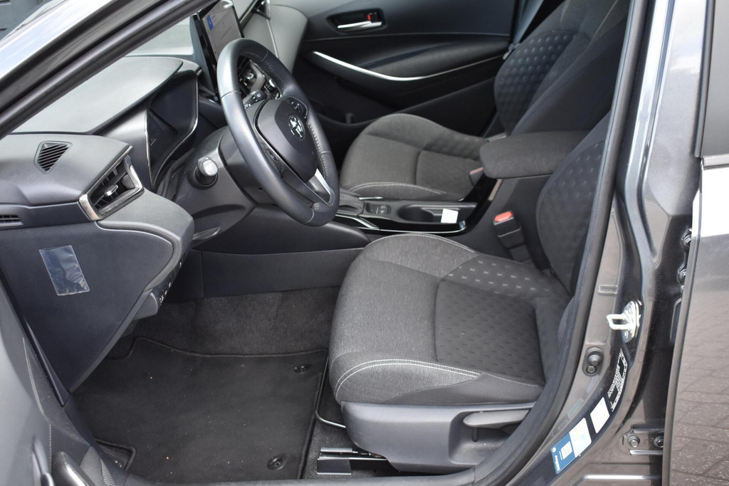 Toyota Corolla Touring Sports (X775FN) met abonnement