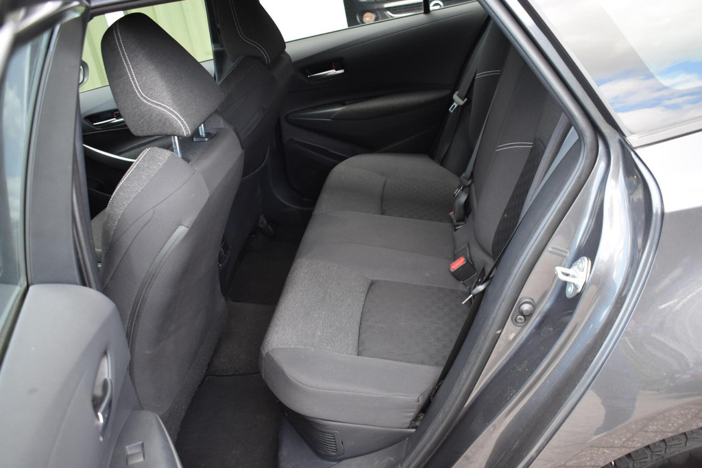 Toyota Corolla Touring Sports (X775FN) met abonnement