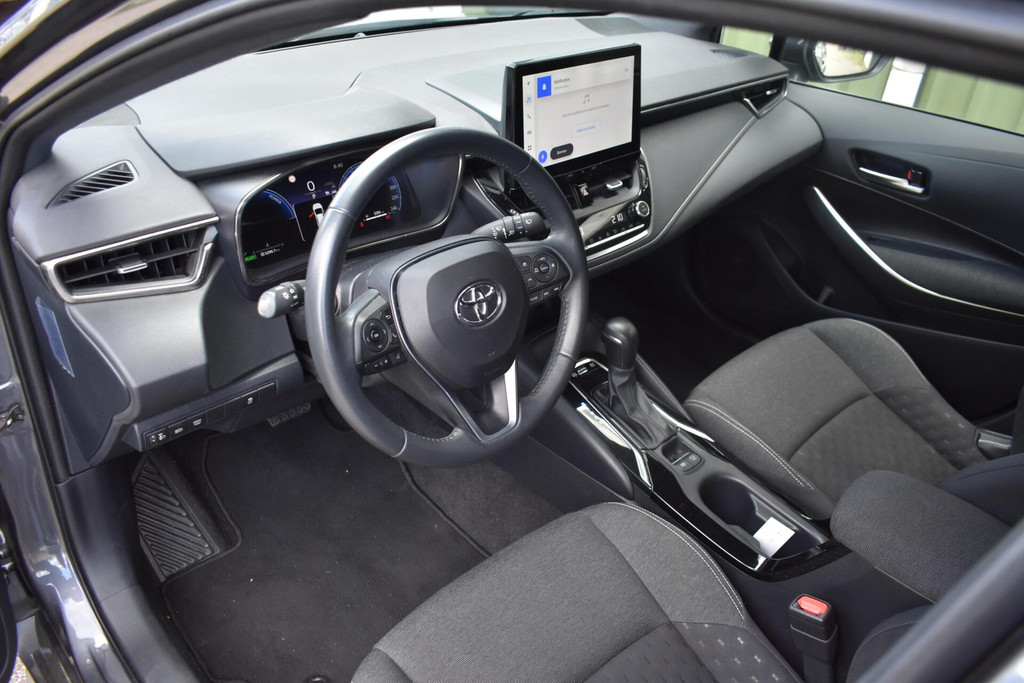 Toyota Corolla Touring Sports (X775FN) met abonnement