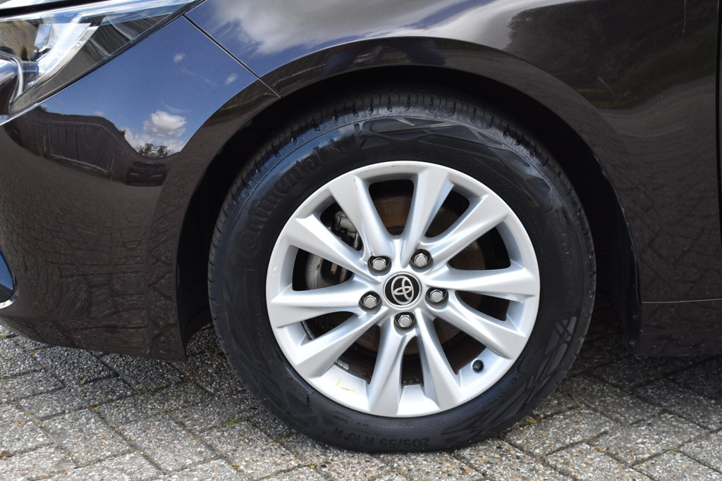 Toyota Corolla Touring Sports (T028VG) met abonnement