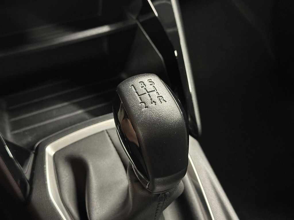 Peugeot 208 (P017TV) met abonnement