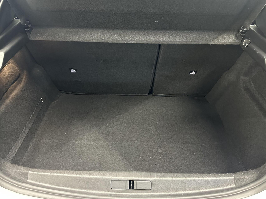 Peugeot 208 (P017TV) met abonnement