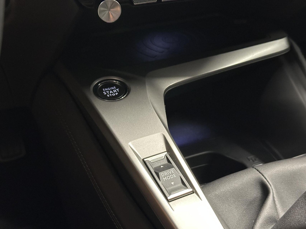 Peugeot 308 (S688KV) met abonnement