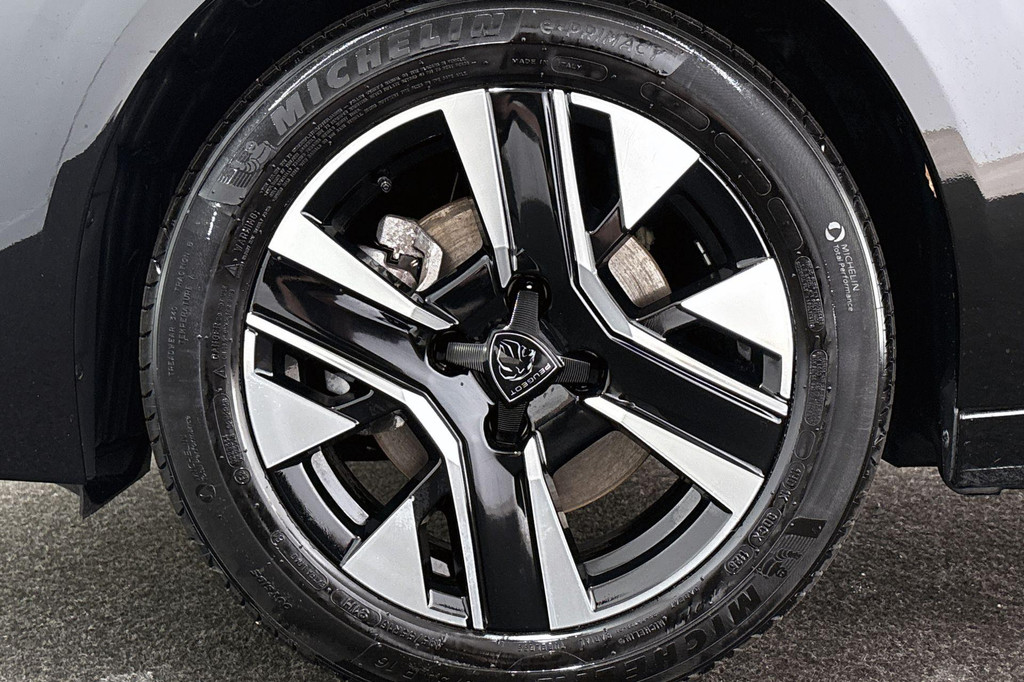 Peugeot 208 (HNT84F) met abonnement