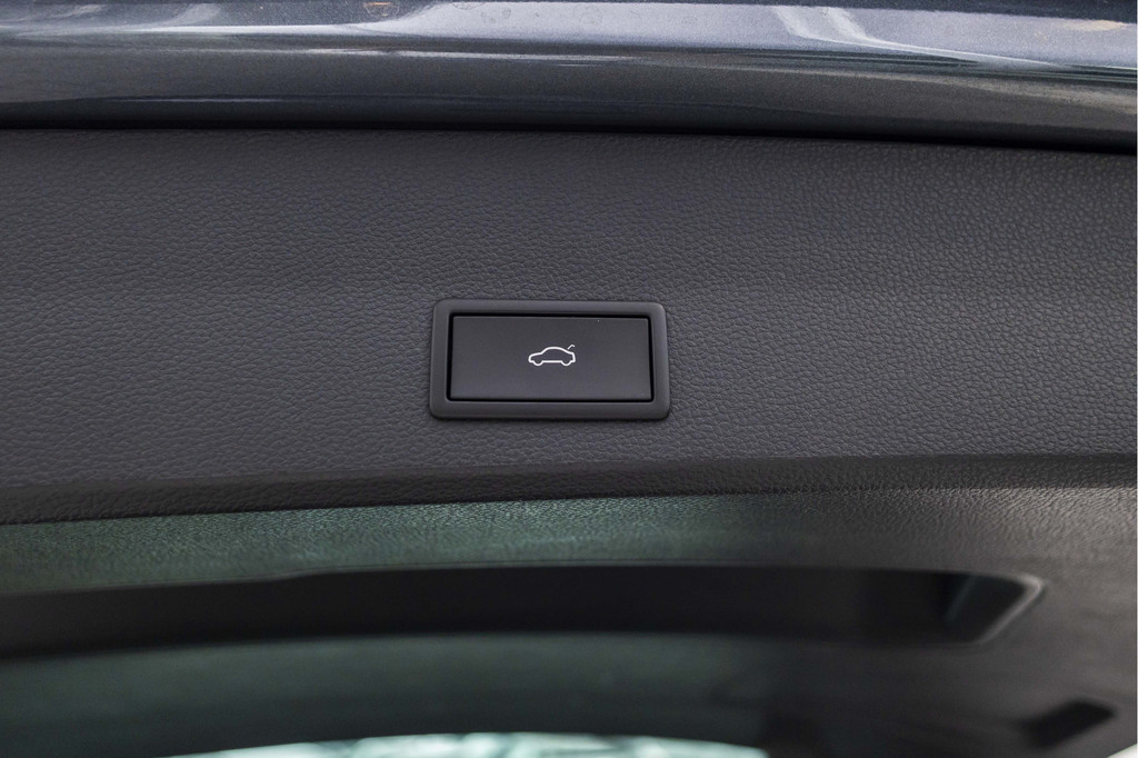 Seat Ateca (KKH57S) met abonnement