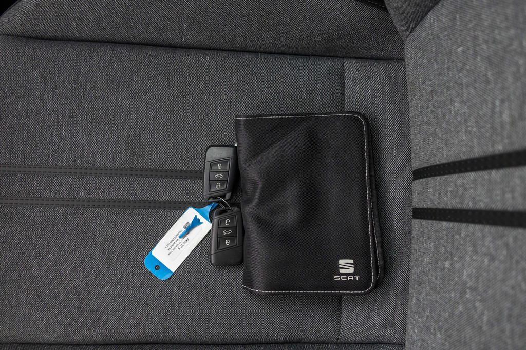 Seat Ateca (KKH57S) met abonnement