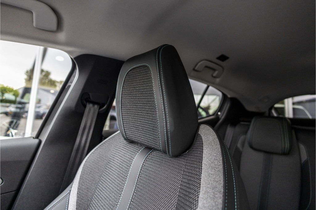 Peugeot 408 (HHD41D) met abonnement