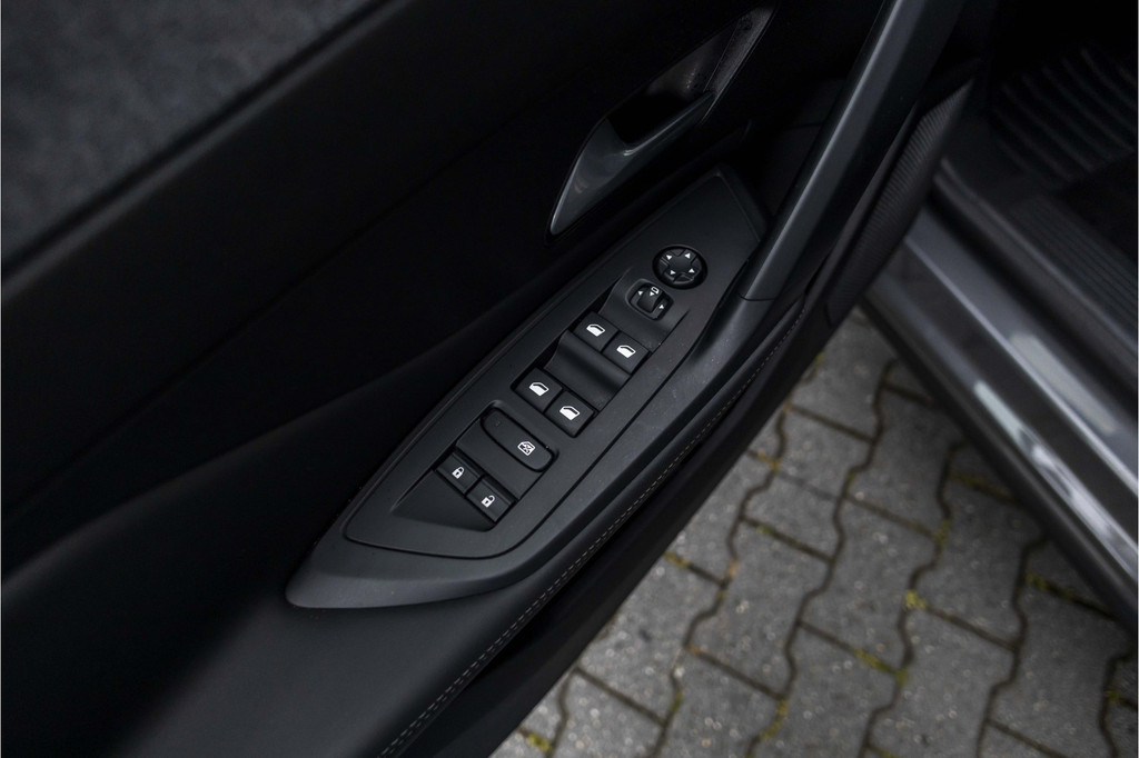 Peugeot 408 (HHD41D) met abonnement