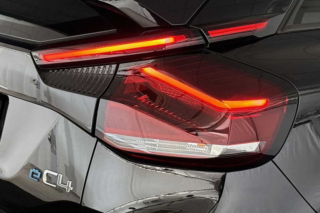 Citroën Ë-C4 (R194BF) met abonnement