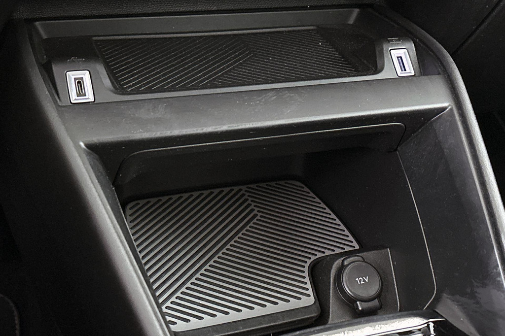 Citroën Ë-C4 (R194BF) met abonnement